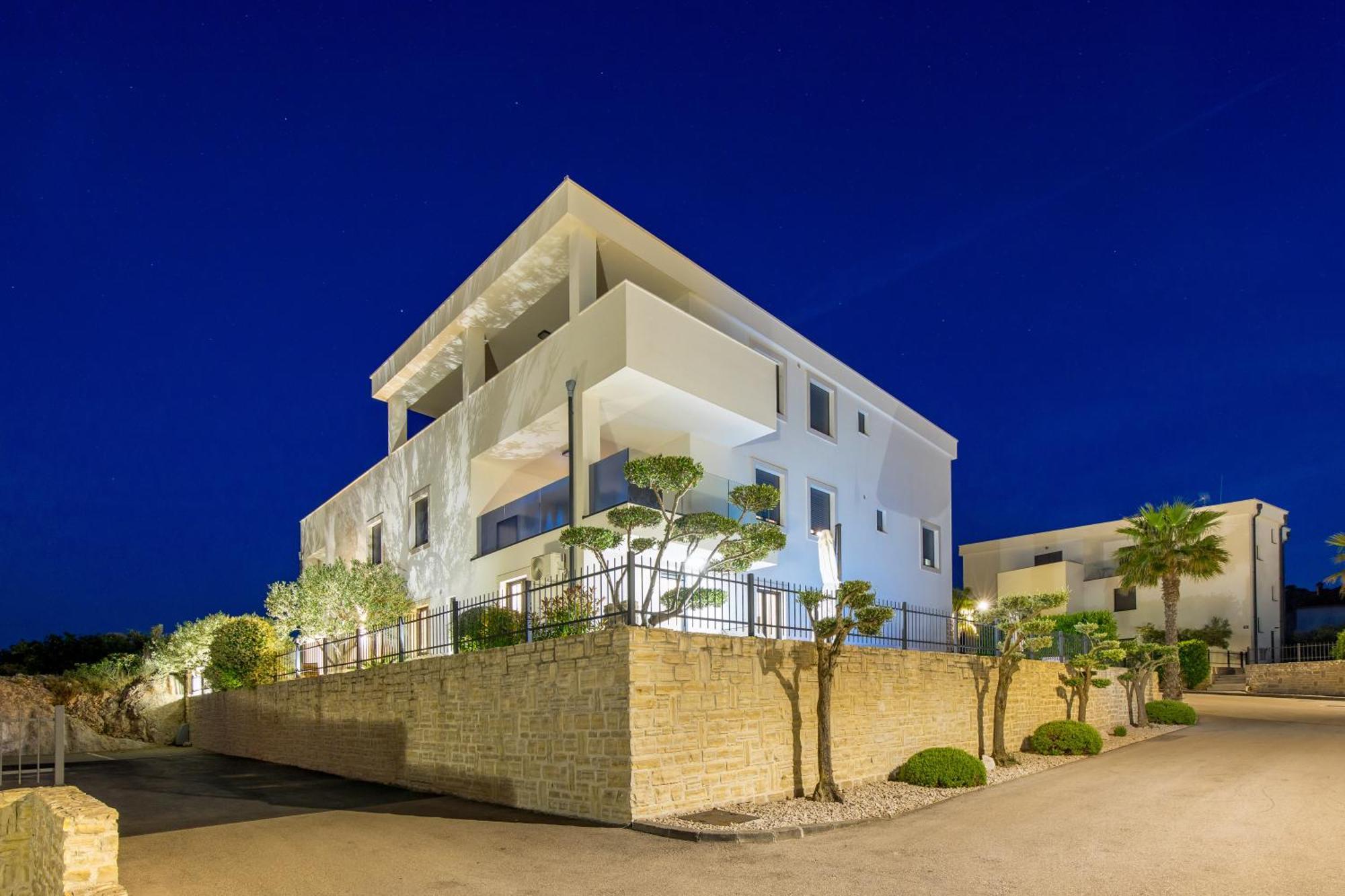 Luxury Apartment Hyperion With Private Pool And Garden Murter Ngoại thất bức ảnh
