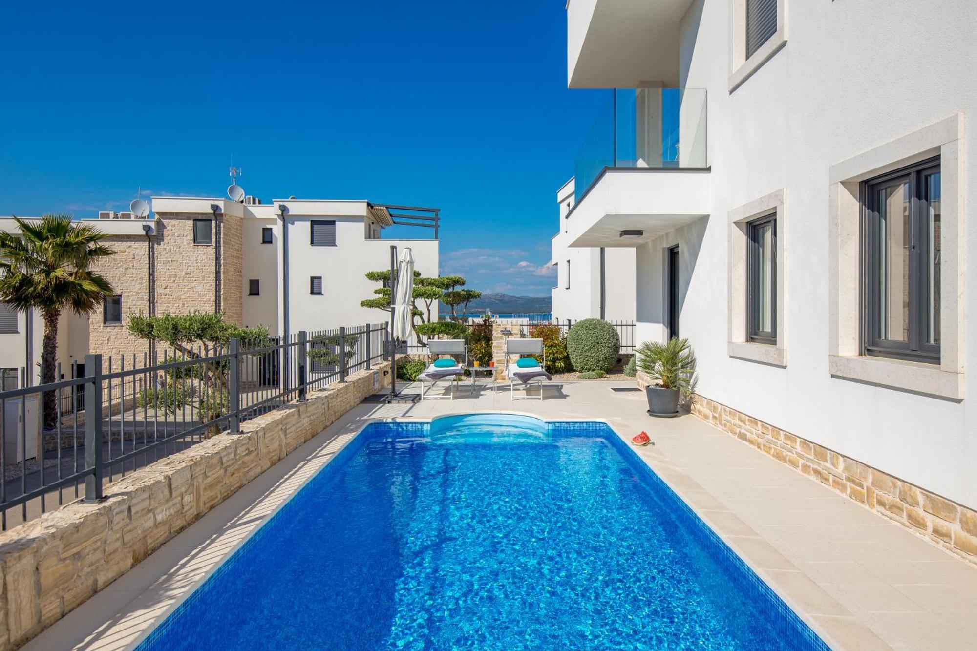 Luxury Apartment Hyperion With Private Pool And Garden Murter Ngoại thất bức ảnh